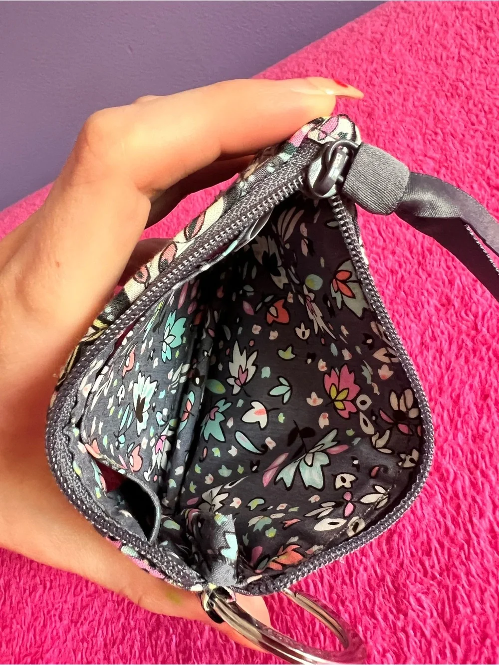 Bonbon Medallion Zip ID Vera Bradley - Picture 3 of 3